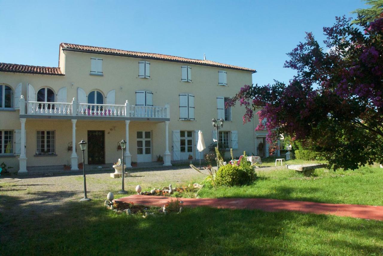 Le Clos Des Cedres B&B ラ・ロシュフコー エクステリア 写真