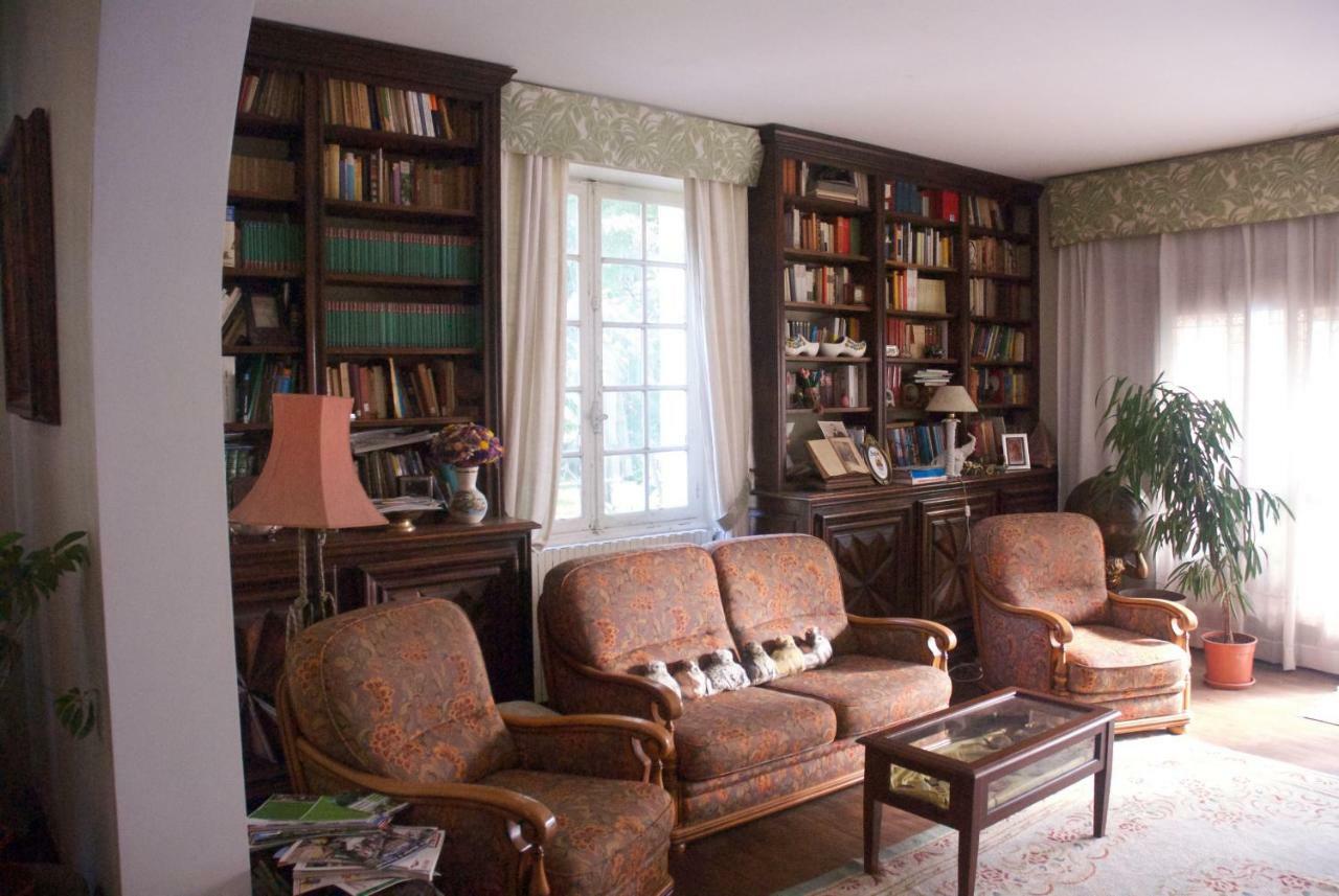 Le Clos Des Cedres B&B ラ・ロシュフコー エクステリア 写真