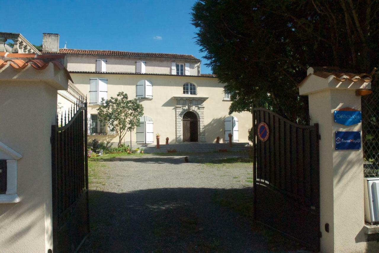 Le Clos Des Cedres B&B ラ・ロシュフコー エクステリア 写真
