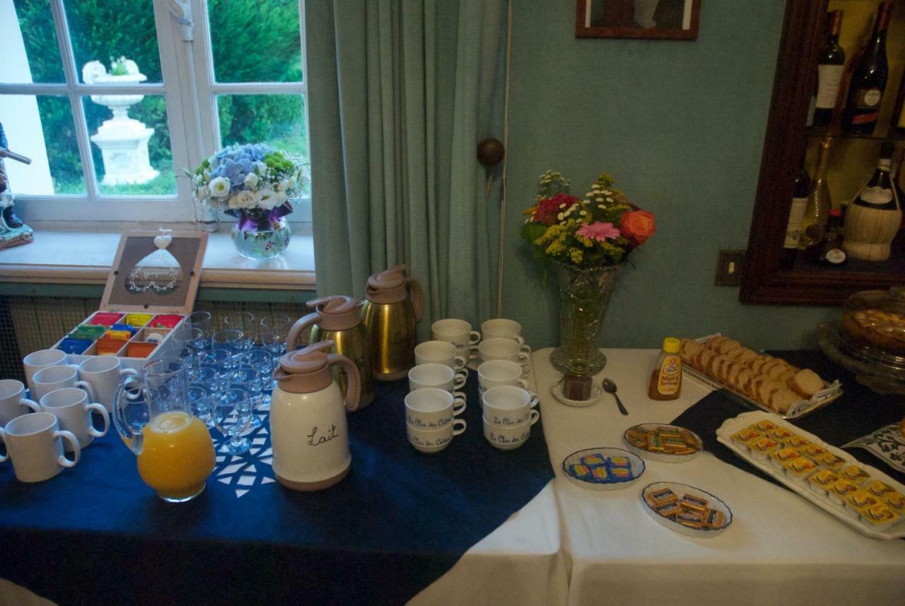 Le Clos Des Cedres B&B ラ・ロシュフコー エクステリア 写真