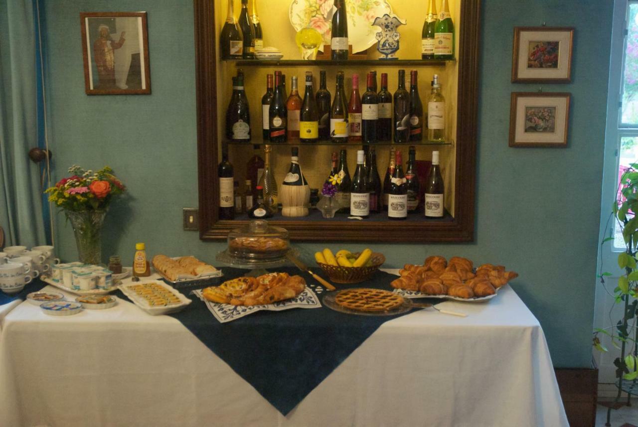 Le Clos Des Cedres B&B ラ・ロシュフコー エクステリア 写真